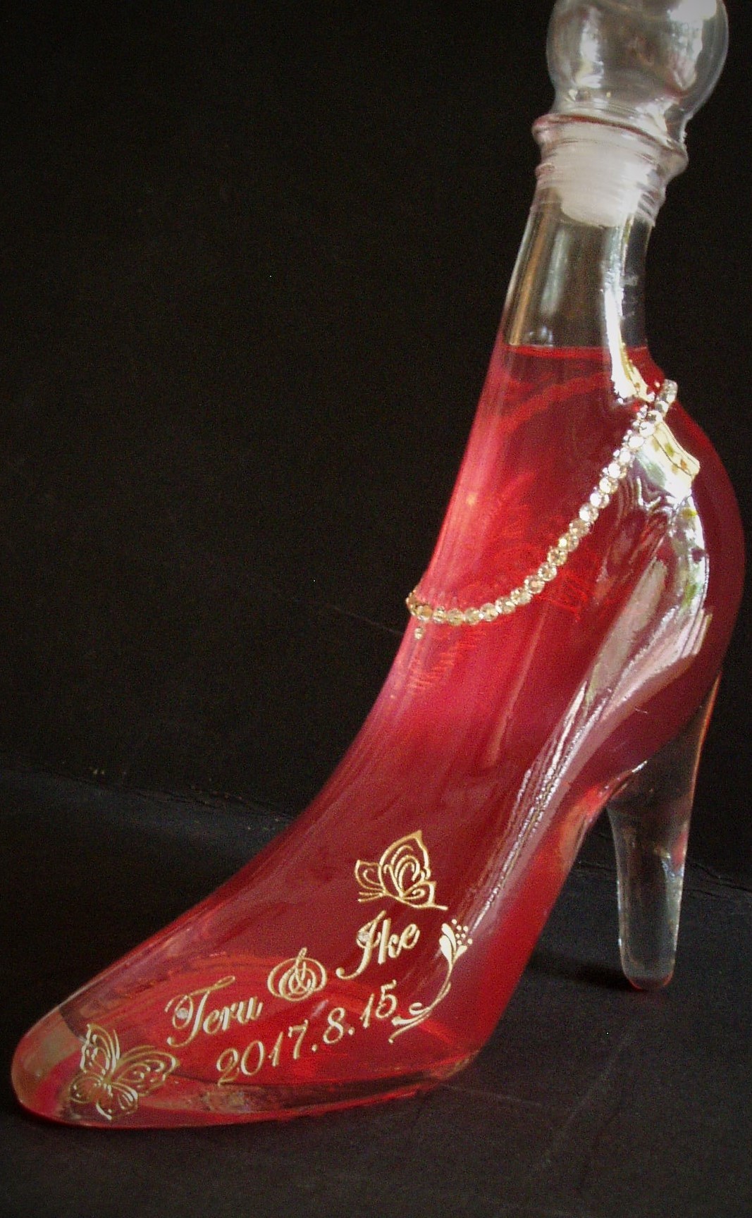ハイヒール型ボトル彫刻 結婚祝い ボトル名入れ ボトル刻印