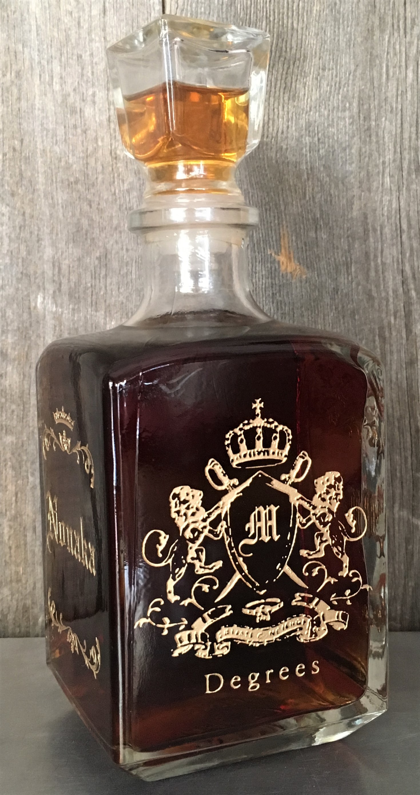 ボトル彫刻 ロゴ彫刻